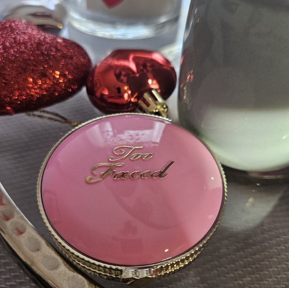 Too Faced Blush